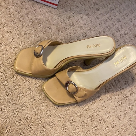 Tan open toe 4” heal - Picture 5 of 6